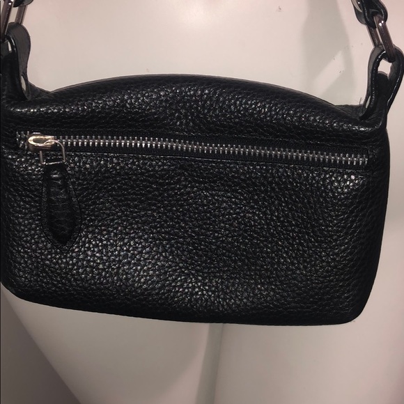 KIKO LEATHER MINIMAL CROSSBODY BAG - Picture 5 of 10